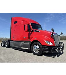 Sleek 2020 Kenworth T680 diesel tractor truck with sleeper cab in excellent condition.