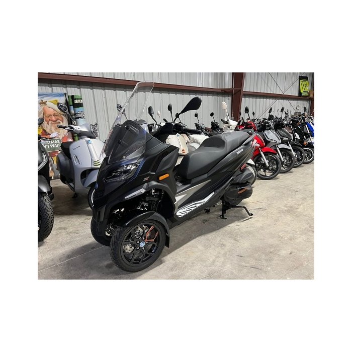 2024 Piaggio MP3 530 Exclusive 