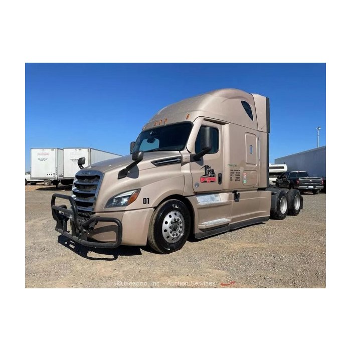 2021 Freightliner Cascadia T/A Sleeper Truck with high roof.